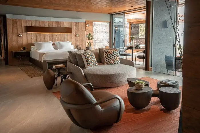 Quarto do bangalô Esmeralda do Ponta dos Ganchos também passou por retrofit. 