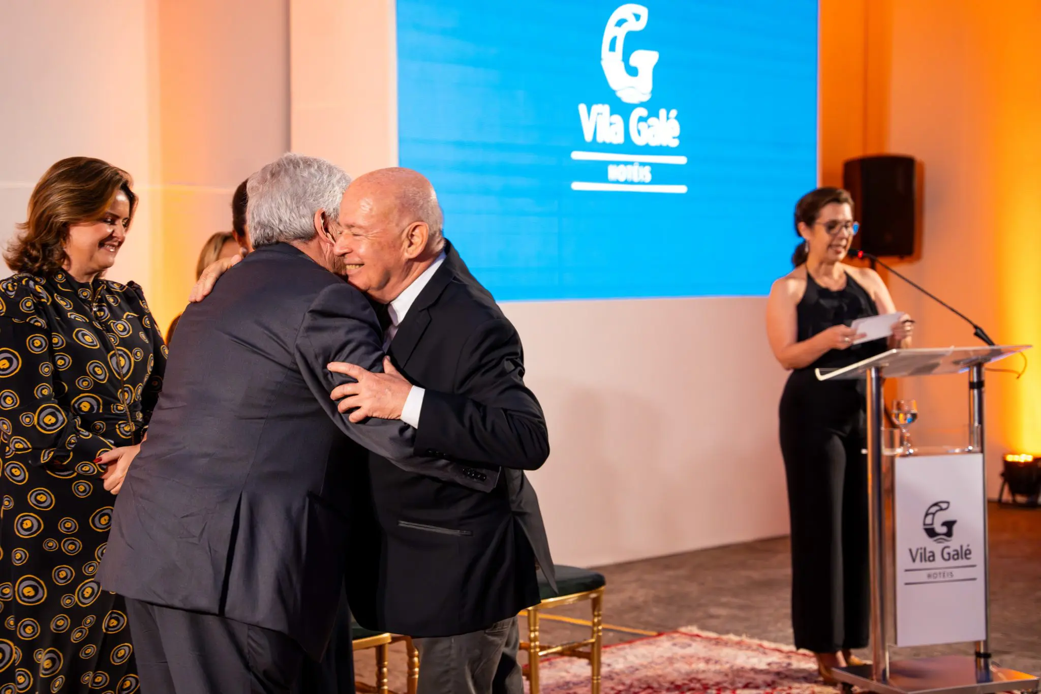 Jorge Rebelo de Almeida, fundador da Vila Galé, e Ângelo Oswaldo, Prefeito de Ouro Preto - Foto: Divulgação 