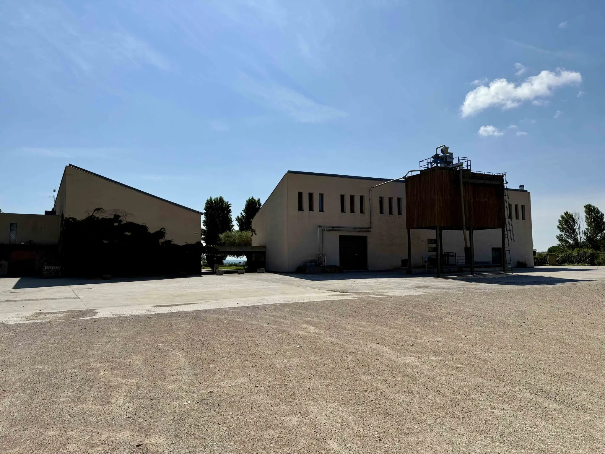 Vista externa da almazara Crédito: Arquivo pessoal Waleska S / Divulgação