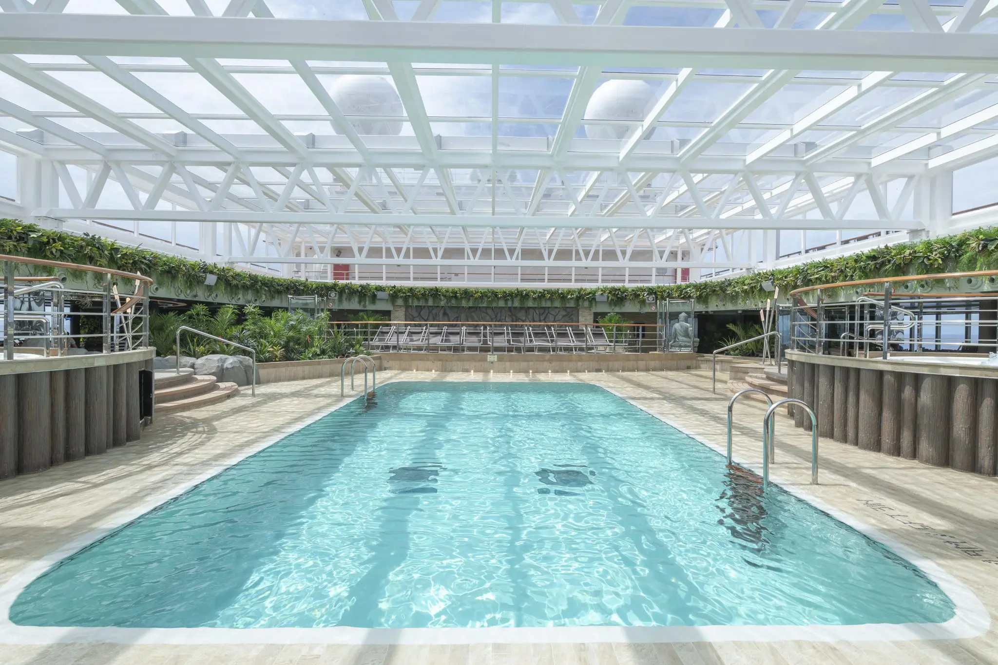 MSC Seaview, Jungle Pool Lounge - Foto: divulgação