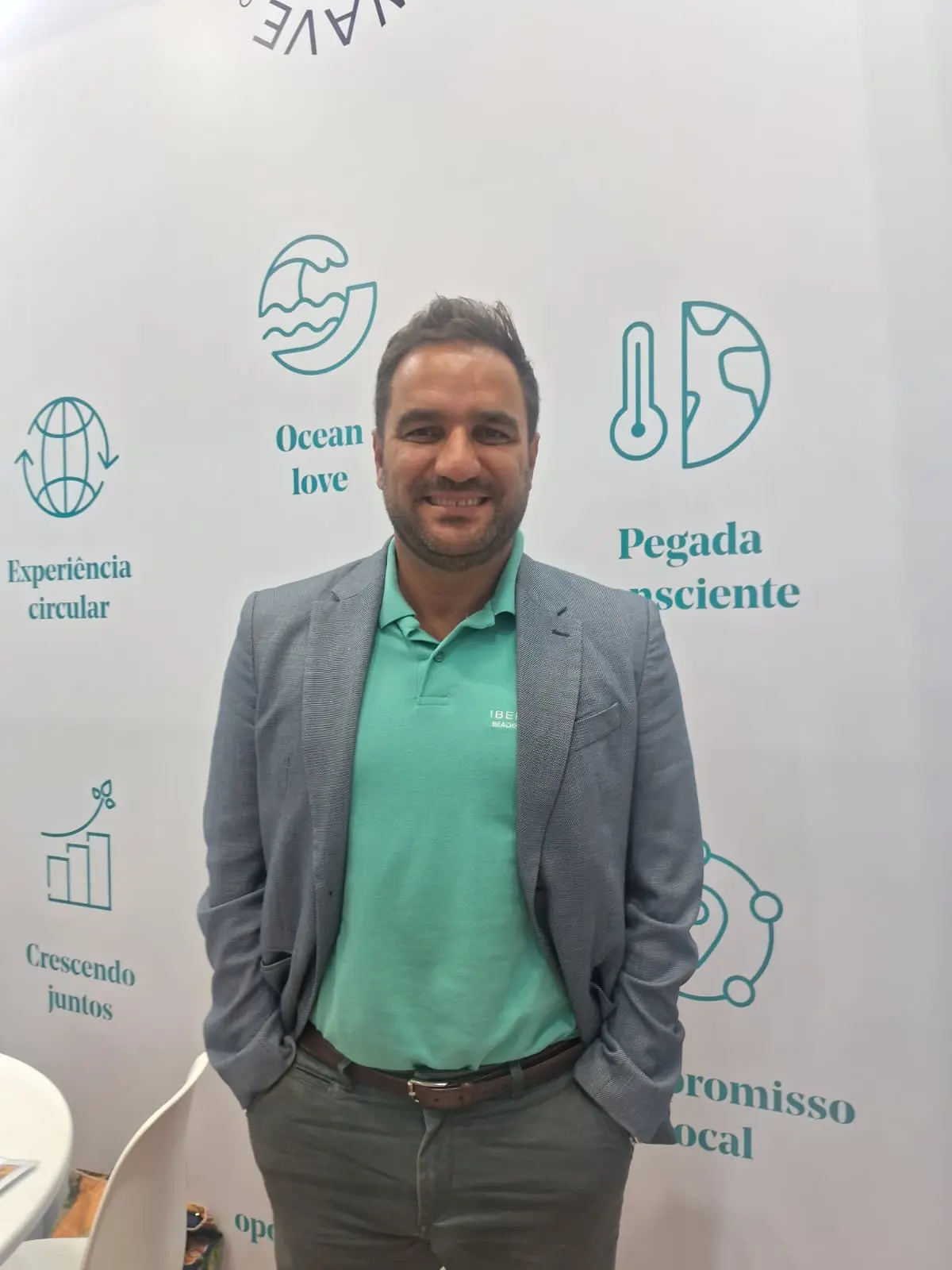 João Abegão, diretor comercial da Iberostar Hotels & Resorts, durante entrevista na ABAV Expo 2025, no Rio de Janeiro. - Foto: Cecília Fazzini / Diário do Turismo