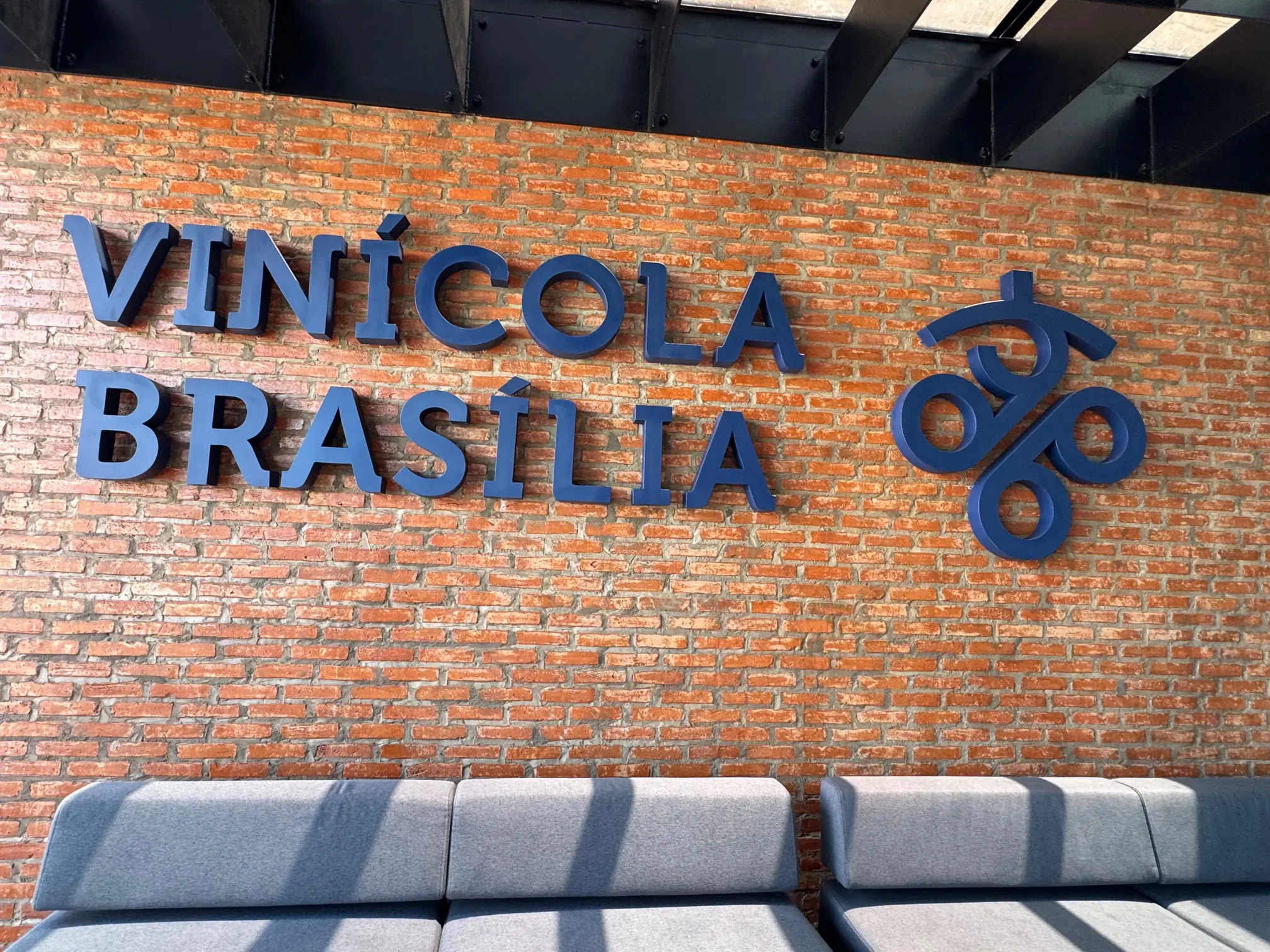 Vinícola Brasília conta com 11 produtores (foto: Simone Barros) - Enoturismo