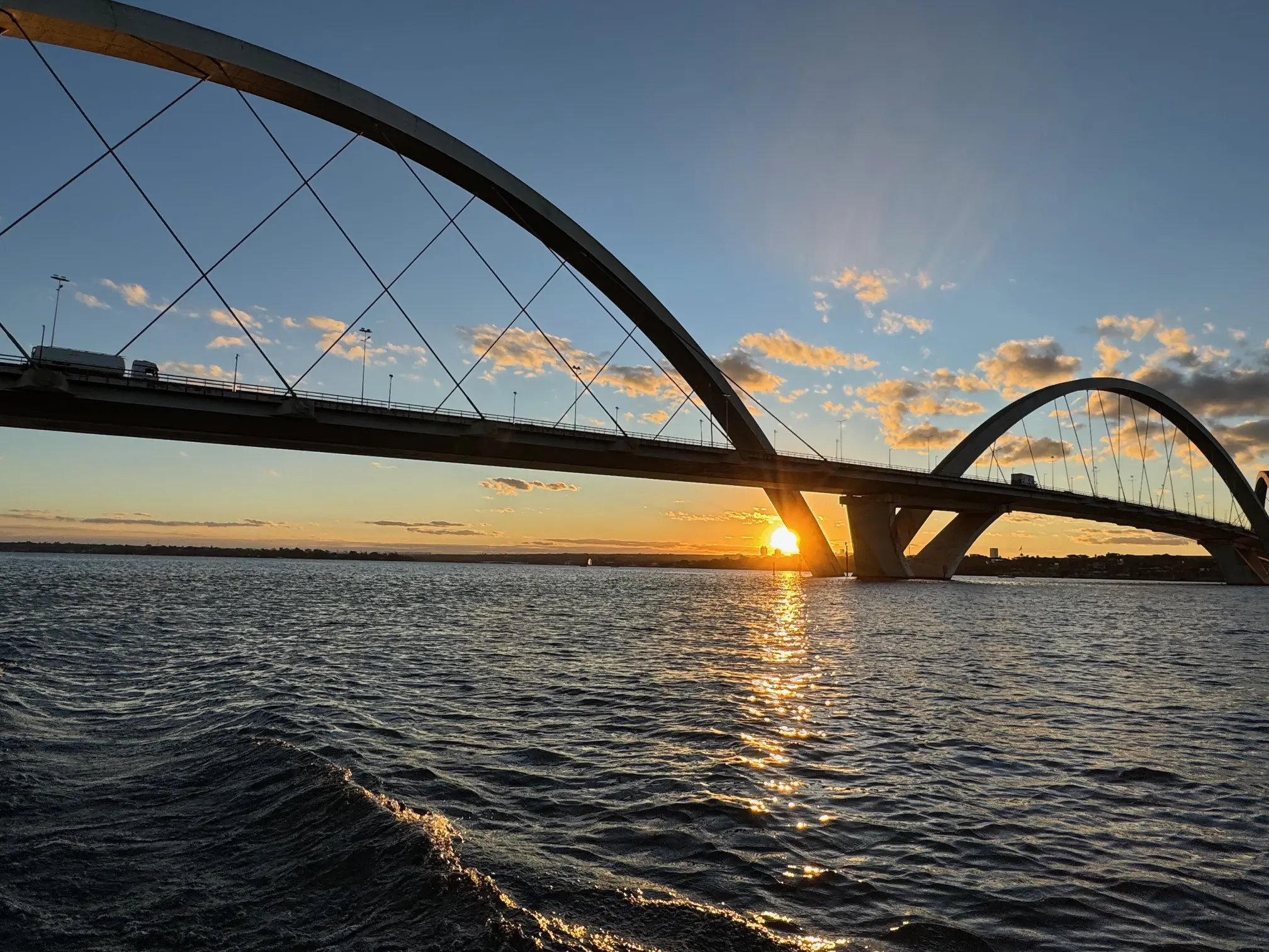 Passeio de barco pelo Lago Paranoá (foto: Simone Barros) - Brasília