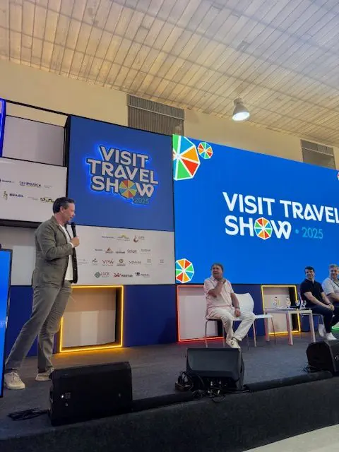 Cerimônia de abertura do Visit Travel Show e coletiva de imprensa no Convention Center do Armação Resort ( fotos: Simone Barros)