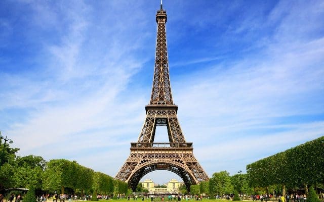 Torre_Eiffel_12_14