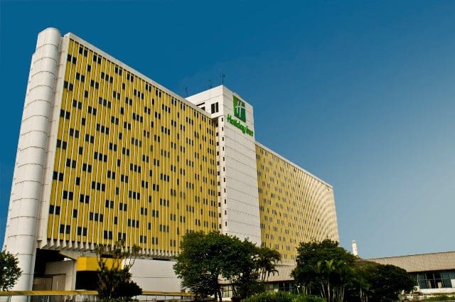 Holiday_Inn_03_15