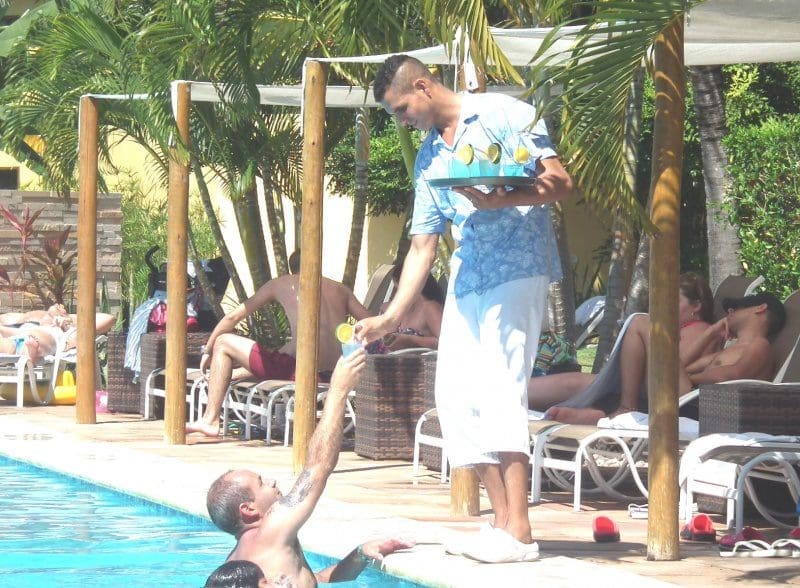 La_Torre_Atendimento_Piscina_11_15