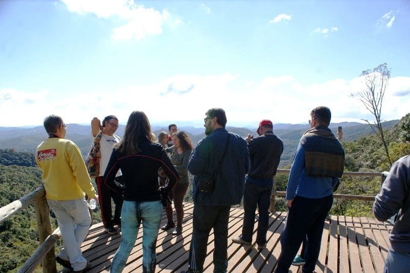 Mirante com vista para Monte Verde na trilha para a Pedra Redonda, com 1647 metros de altitude