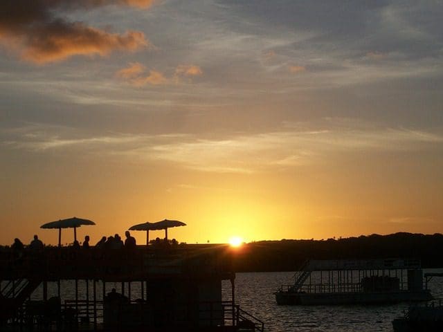 sunset-328738_640