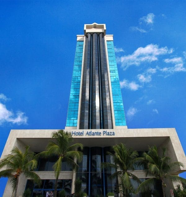 Fachada Hotel Atlante Plaza