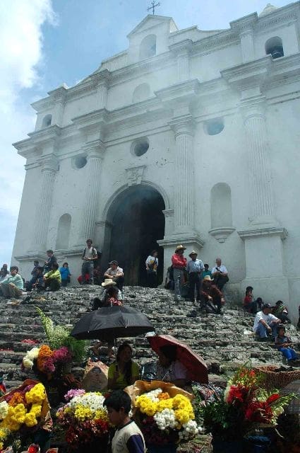 Chichicastenango, Guatemala (Crédito: Viramundo e Mundovirado)