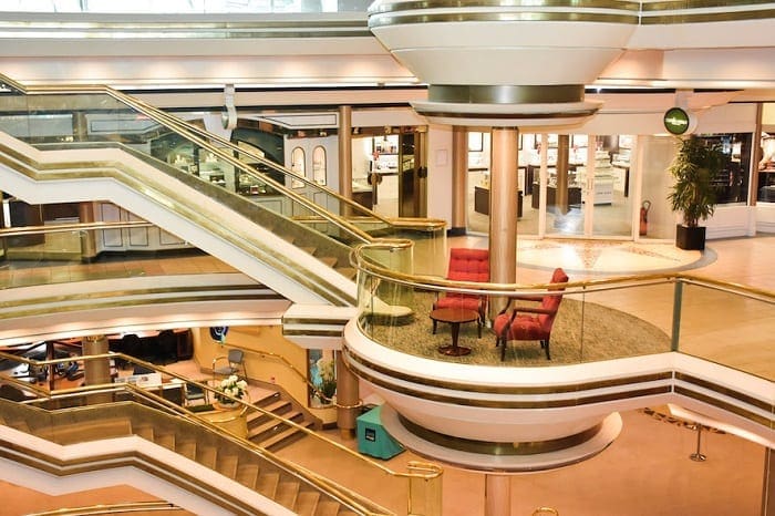 Pullmantur monark