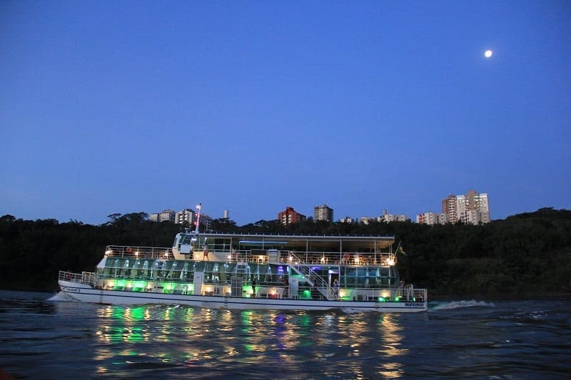 Catamara iguaçu capa - diariodoturismo