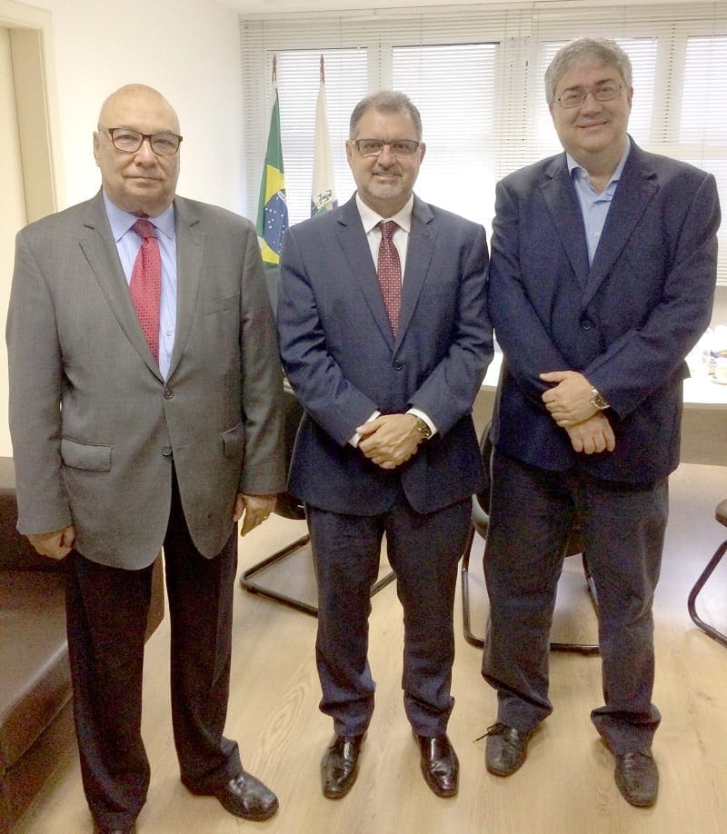 Diretor Jurídico da Hotéis Rio, presidente do Procon RJ e Vice-presidente da Hotéis Rio