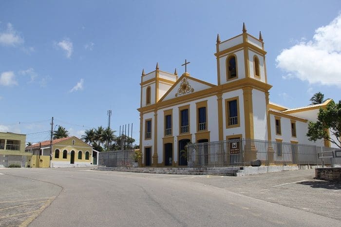 Nisia Floresta - igreja e museu