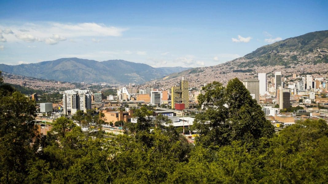 MEDELLÍN A (1)