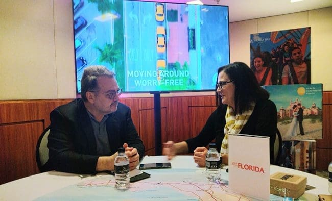 Amadeu Castanho entrevistando Dana Young - Presidente e CEO do Visit Florida ( crédito: Geovana Fraga)