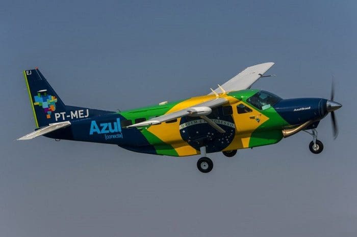 aviao_azul_conecta_brasil Os voos da ropta Recife - Garanhus começarão no dia 18 de julho.