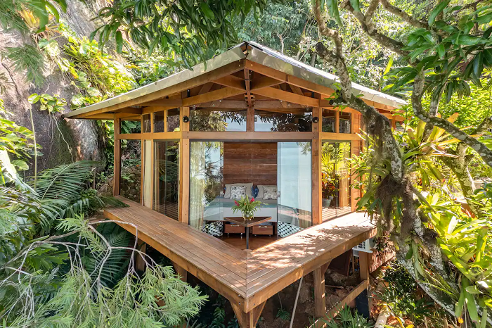 Casas Triangulares é uma opção inusitada e instagramável para se hospedar pelo Airbnb.