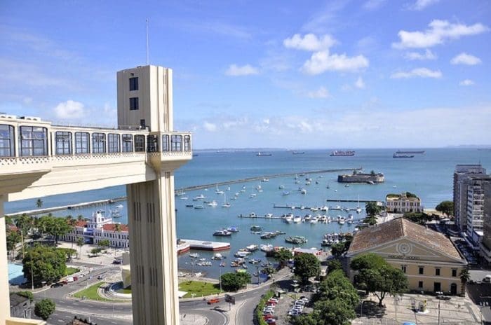 centro_historico_elevador_lacerda_mercado_modelo_e_baia_de_todos_os_santos_foto_tereza_torres_setur Centro Histórico de Salvador - Elevador Lacerda - Mercado Modelo e Baía de Todos os Santos.