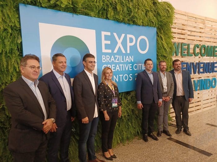 Tourism and political authorities from São Paulo and Santos-SP attended the opening of Expo Creative Cities in Santos-SP and took photos.