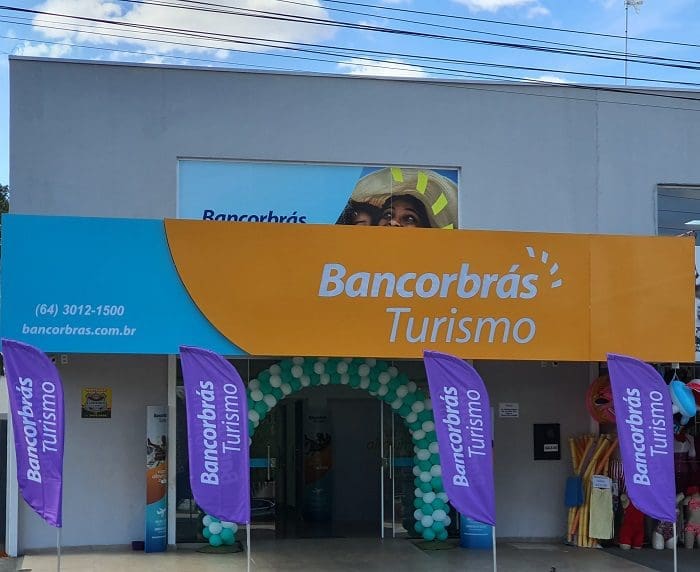 bancorbras_turismo_inaugura_nova_loja_fisica_em_caldas_novas_go A Bancorbrás Turismo abriu nova loja física em Caldas Novas - GO, para facilitar o acesso de seus clientes e atender os moradores da cidade e região.