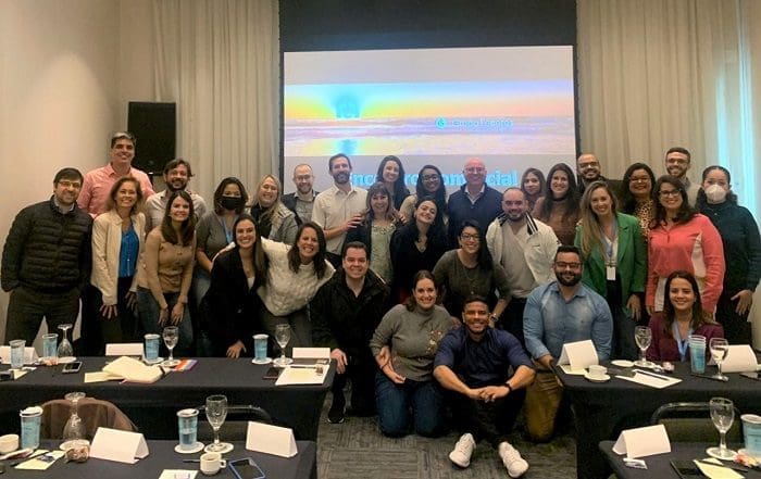 Time comercial do Grupo Leceres se reuniu em São Paulo-SP, e posou para uma foto juntos.
