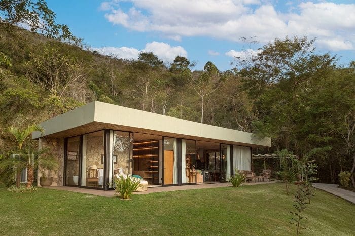 Contemporaneo externa jardim O Embaúba Boutique Hotel inaugurou em Teresópolis, no Rio de Janeiro, e reúne luxo e natureza.
