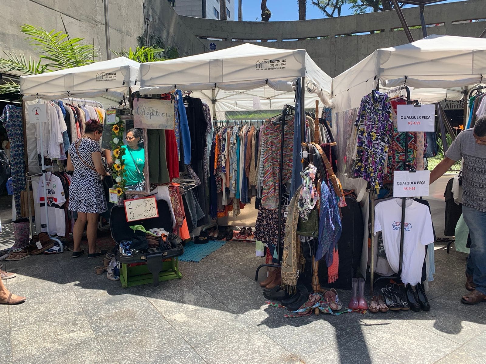 Domingo (09/07) é dia do nosso feirão de brechós! ♻️ . . . Serão