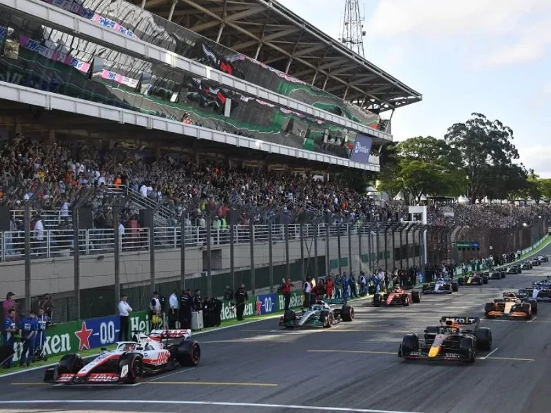 Turismo em SP Fórmula 1 deve injetar R$ 1,2 bilhão na cidade (Foto Reuters)