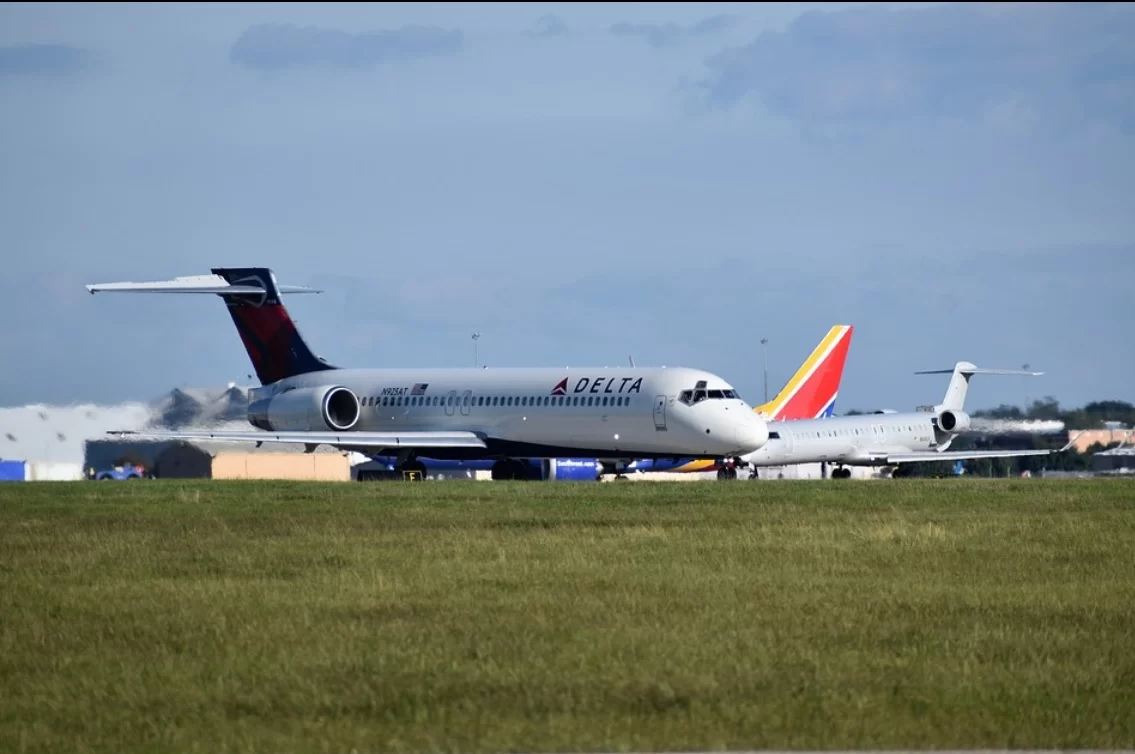 Delta 1 23 Companhias Aéreas dos EUA