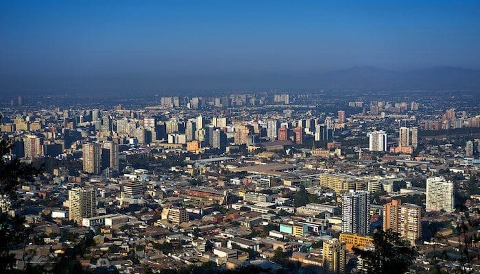 O Chile pede que turistas se informem sobre as emergências de incêndios florestais e a situação dos atrativos turísticos.