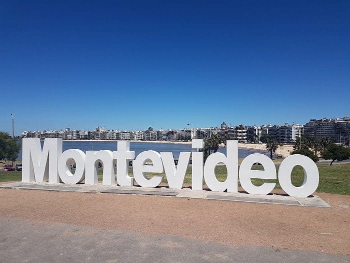 Uruguai realiza workshop em São Paulo: letreiro de Montevidéu