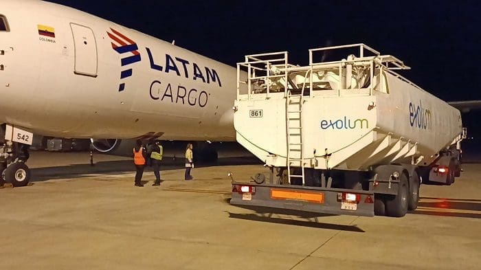LATAM realiza 1º voo internacional com Combustível Sustentável de Aviação