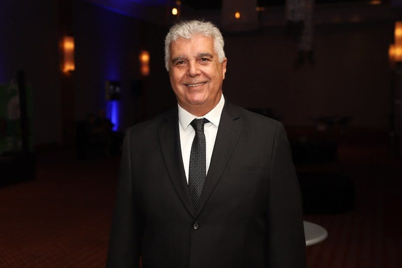 _Alfredo Lopes_ Galeão