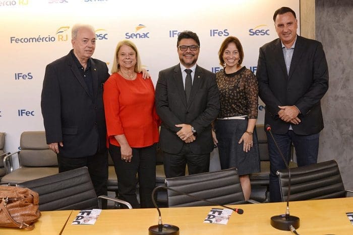 PESQUISA DE TURISMO INTERNACIONAL FOTO 2 ABRI 23 Fecomércio RJ apresenta estudo sobre o turista estrangeiro