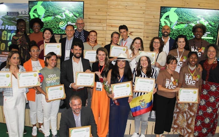 Vencedores do Prêmio de Turismo Responsável WTM 2023 (Foto: Geovana Fraga) Vencedores do Prêmio de Turismo Responsável WTM 2023 (Foto: Geovana Fraga)