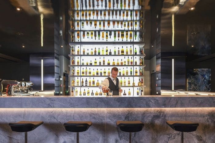 O Whisky Bar | Scenic Eclipse