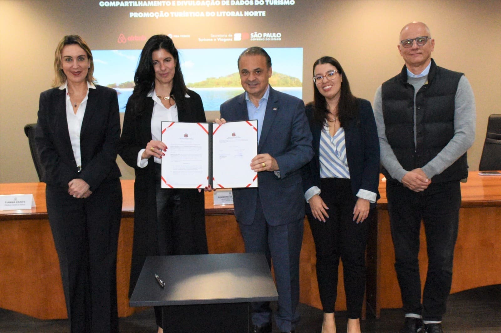 Assinatura Airbnb e Setur_ Leonardo Costa AIRBNB