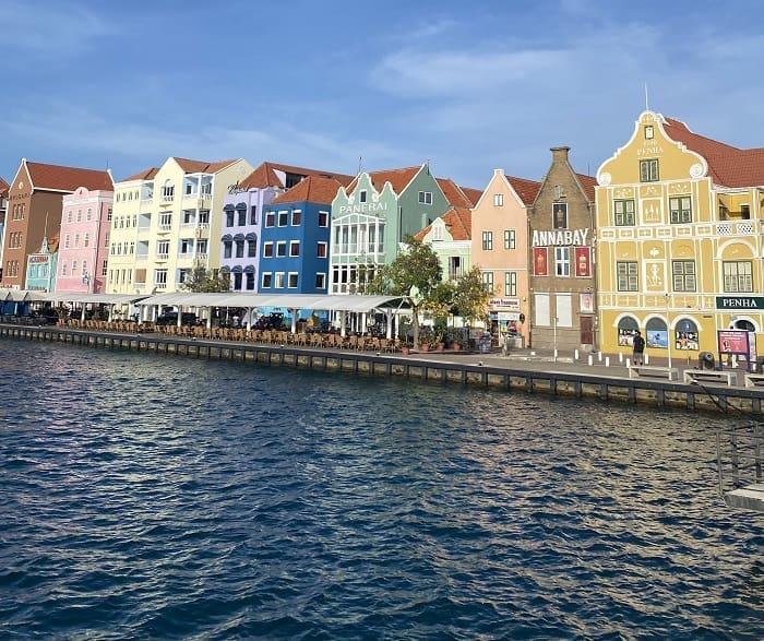 Destino Curaçao: A arquitetura é reconhecida como Patrimônio Mundial pela Unesco