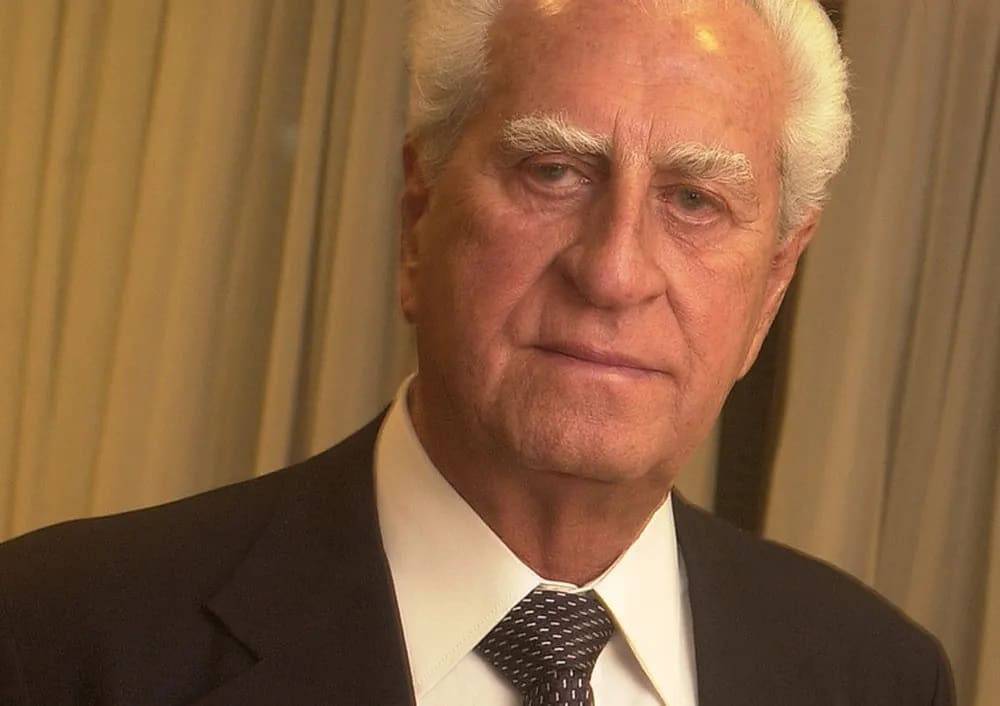 Antonio Oliveira Santos, presidente do sistema CNC- Antonio Oliveira