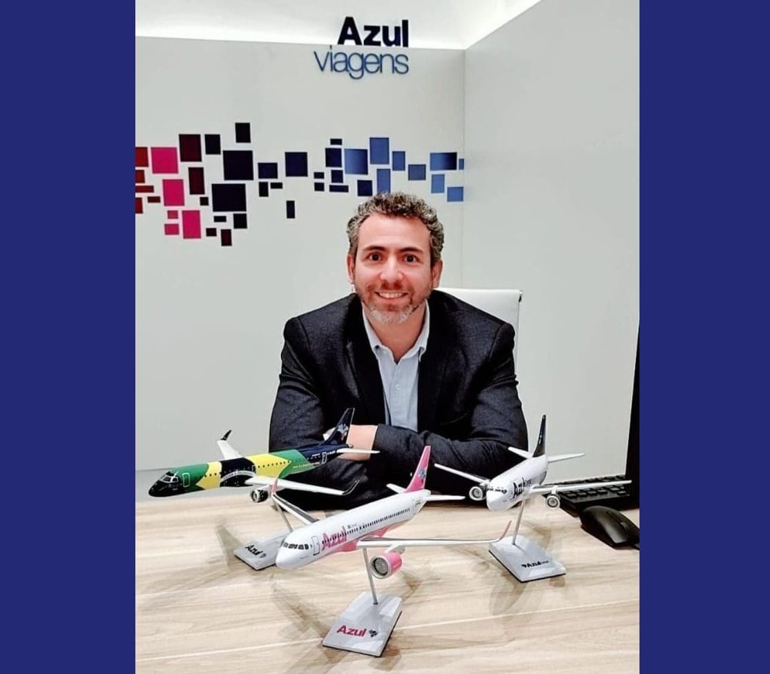 RICARDO AZUL Ricardo