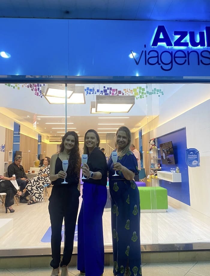 Azul chega á 70 lojas inauguradas: A operadora da Azul inaugurou uma loja em Lagoa Santa, localizada próxima ao Aeroporto de Confins