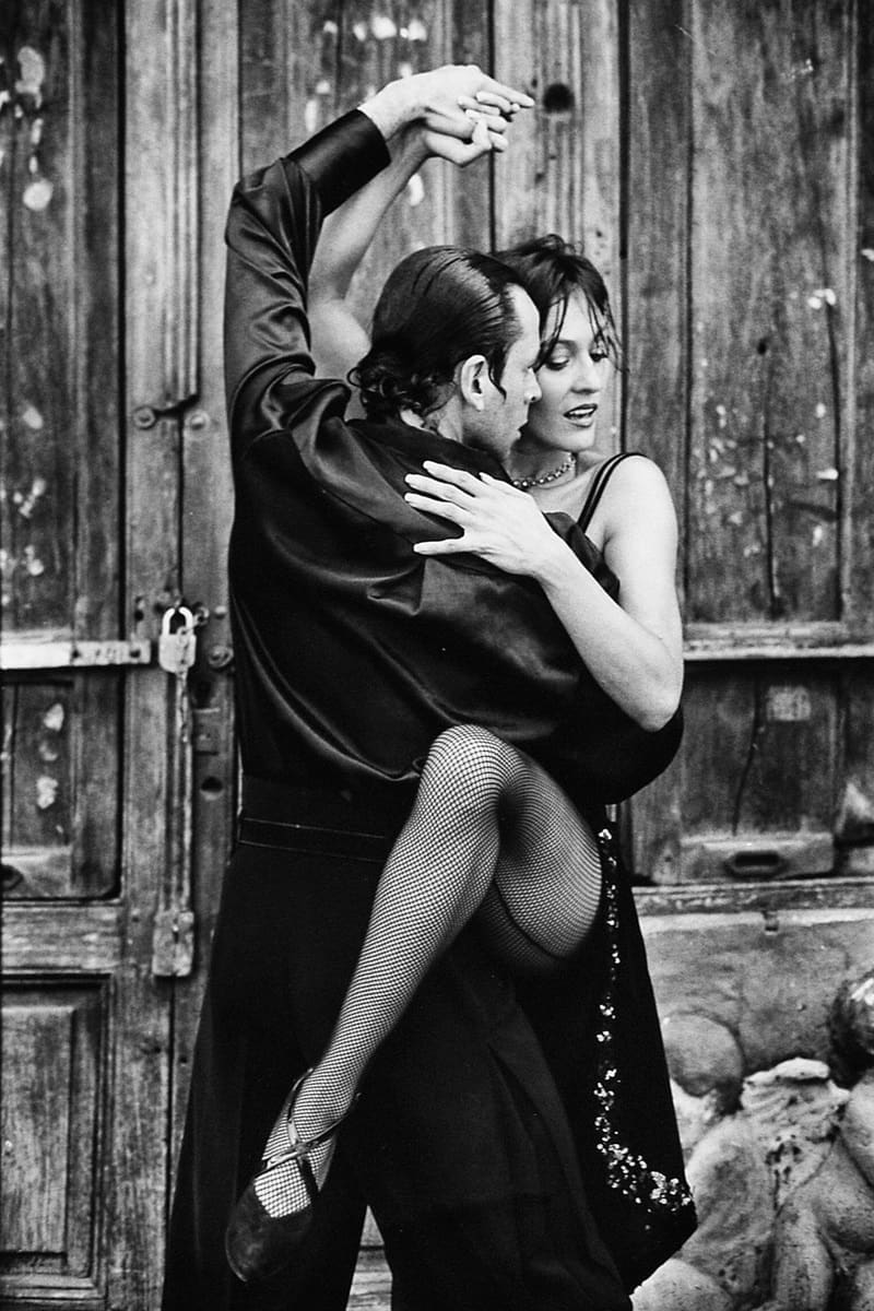 tango-108483_1280 Airbnb