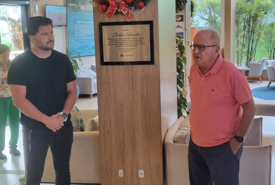 Costao do Santinho presta homenagem ao arquiteto e urbanista André Schmitt