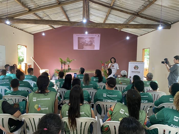 Quilombo de Ubatuba: Alunos participam do curso de monitor ambiental