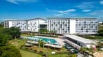 Novotel Itu Golf & Resort evitou o descarte de quase 215 mil garrafas pet e copos plásticos em 2023