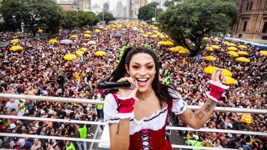 Pabllo Vittar no Carnaval de São Paulo em 2023 (Foto: Reprodução / Twitter) Hotelaria de SP - Pabllo Vittar no Carnaval de São Paulo em 2023 (Foto: Reprodução / Twitter)