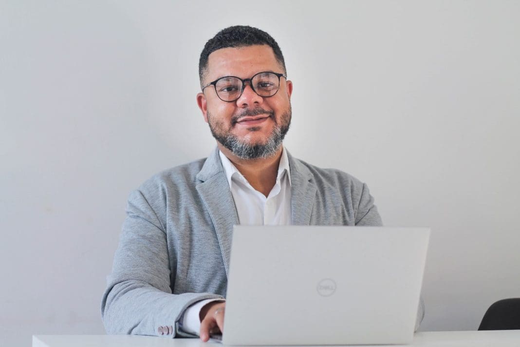 Grupo Royal Hotéis anuncia Flávio Manoel como novo Gerente Nacional de Vendas e Marketing Grupo Royal Hotéis anuncia Flávio Manoel como novo Gerente Nacional de Vendas e Marketing