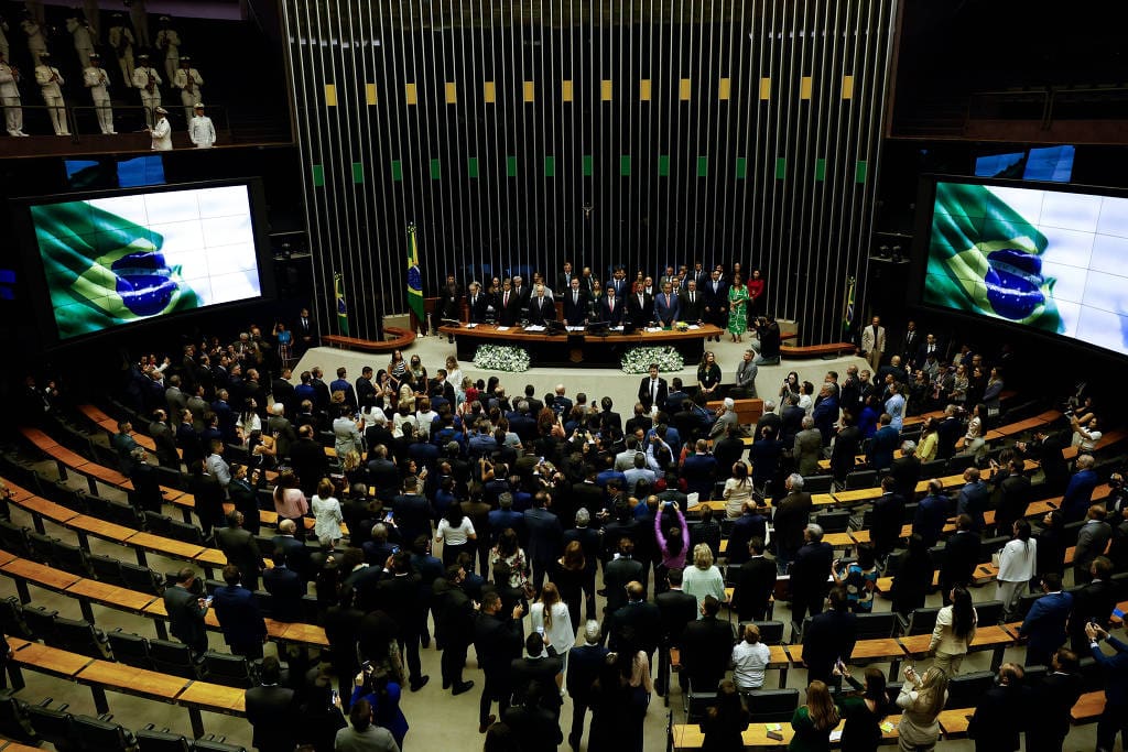 Câmara dos Deputados em votação sobre o PERSE - Foto Folha de S.Paulo
